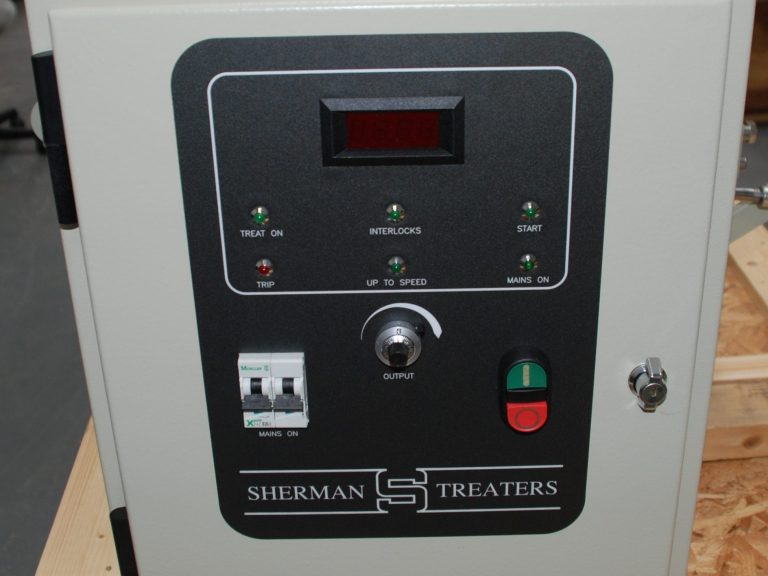 Sherman Treaters GX20 Control panel with buttons and a digital display.